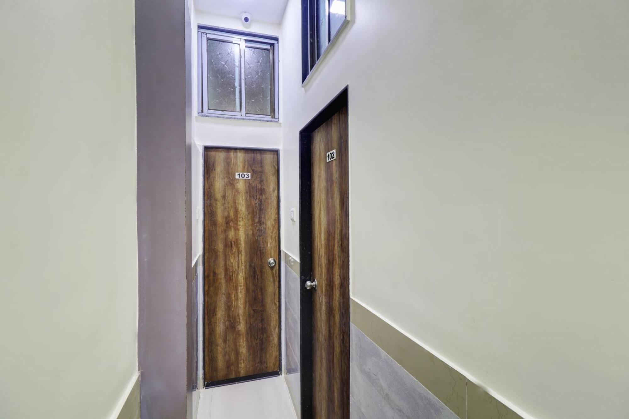 מומביי Hotel New Balaji Residency מראה חיצוני תמונה